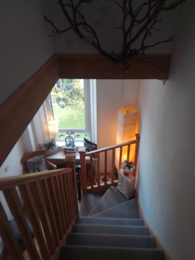 Village Life- Private Attic Suite - Living Room, Bedroom And Bathroom Newtown St Boswells Экстерьер фото